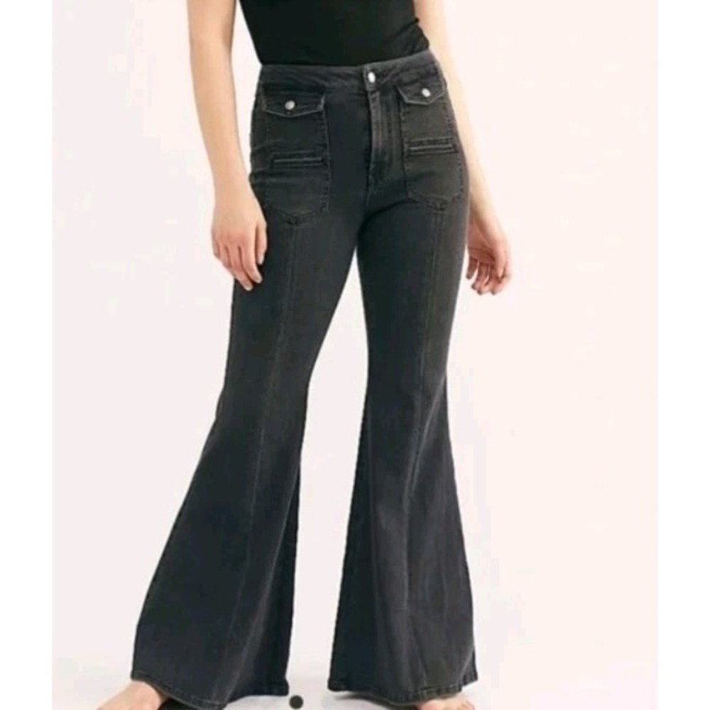 Free People Jeans 35 Utility Flare Boho Festival Patch Pocket Coachella Bohemian